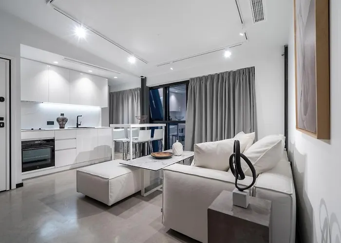 Tree Luxury Suites